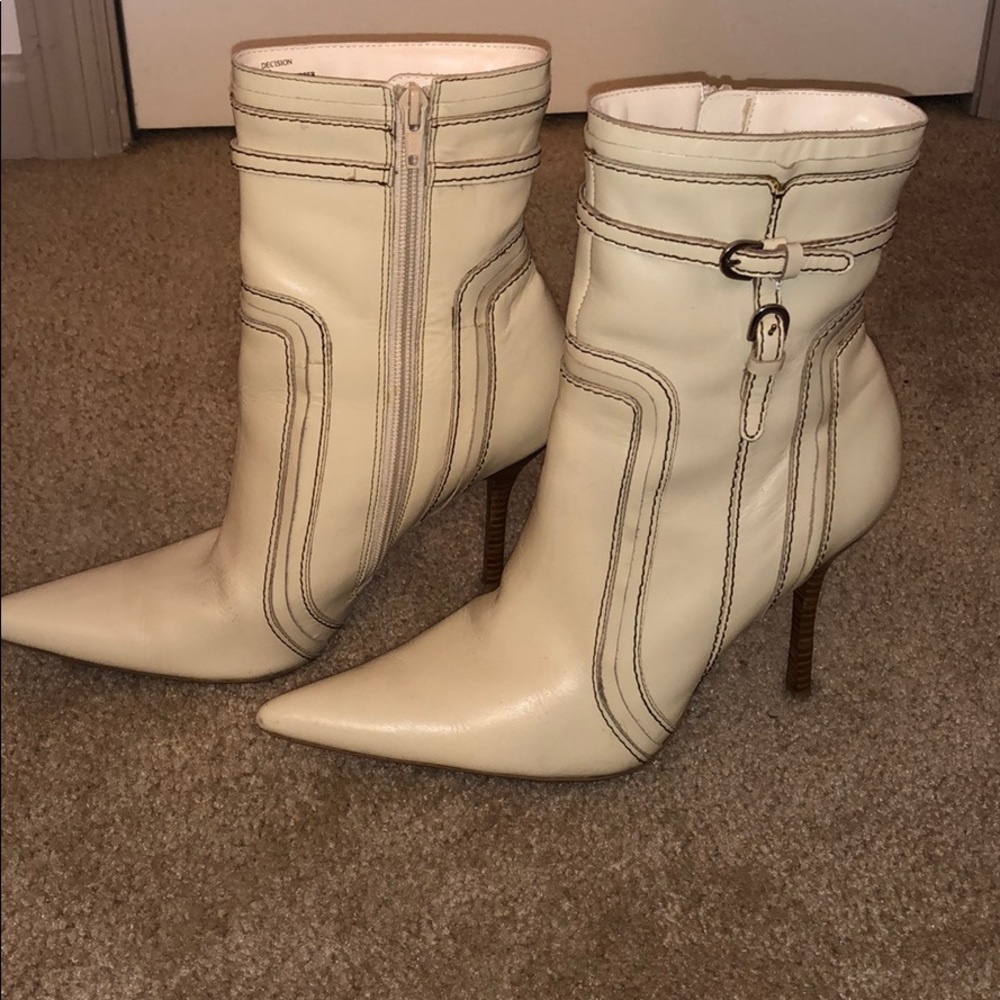 Steve Madden leather stiletto cream white booties